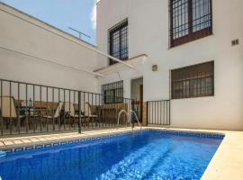 Amazing Home In Villarrubia With Outdoor Swimming Pool, Wifi And Swimming Pool, holiday rental sa Villarrubia