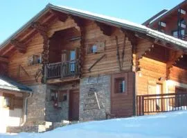 Chalet 8 pers. à 350m des pistes, 4 ch., WiFi, garage, poêle à bois, ensoleillé, Crest-Voland - FR-1-733-37