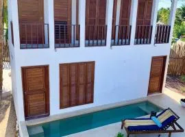 Bungalow Unico En Holbox Con Alberca Privada, En Una Propiedad Que Solo Tiene 3 Ujunidades. B3