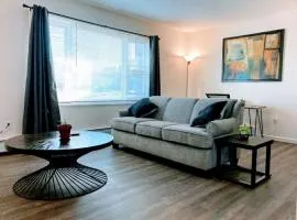 Webster Hill Suites - Inviting Comfort with Office Essentials