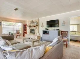 Pet-Friendly Canyon Lake Home - 2 Mi to Beach!