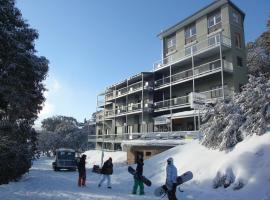 Cedarwood Apartments, lägenhetshotell i Falls Creek