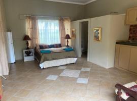 Apartment 3 Magaliesberg, apartamento em Brits