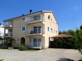 Apartment Dado, hotel in Šilo