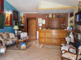 agriturismo heaven trilocale 1, hotel in Ricadi