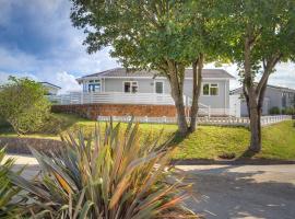 E19 The Warren, hotel in Pwllheli