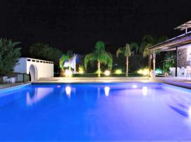 White Diamond Villa, hotell i Kamena Vourla