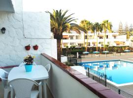 BLU APARTMENT, WIFI FREE POOL VIEW，位于德尔锡伦西奥海岸的酒店