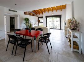 Apartaments Tee & Sea, hotel em Santa Cristina d'Aro