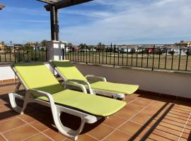 Beautiful Villa in Mar Menor Golf Resort, first line golf, מלון בטורה פצ'קו