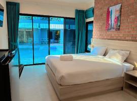 Bests Village & Villa - Chalong Bay Phuket، فندق في تشالونج