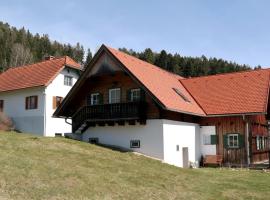 Ferienwohnungen Raczkowski, hotel near Talkumwerke, Birkfeld