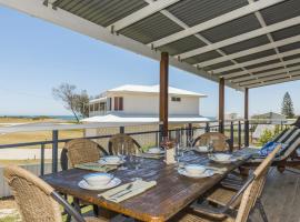 Beach Break - Family Accommodation with Ocean Views, hotell sihtkohas Lancelin