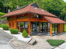 Stunning Home In Vitesinec With Kitchen, hotel with parking in Salinovec