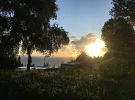 Camping Santa Elena, khu glamping ở Mutriku