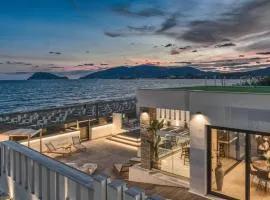 Villa V Beach Villa, All Inclusive Board, by ZanteWize