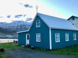Nýlenda, allotjament a la platja a Seyðisfjörður