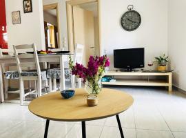 Cozy Nest - 2min To Beach, 6min Walk To Old Town, lodge in Chania Town