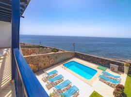 VV Vista Oceano by HH - Ocean view with private pool: Puerto Calero'da bir otel