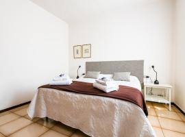 VILLAGGIO HOSPITAL HOUSE, room in Bergamo