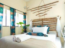 Palm Paradise Loft, apartment in Diani Beach