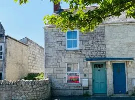 Shell Cottage Traditional Cottage Easton