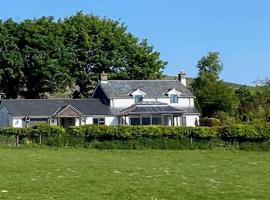 Tranquil 3-Bed Cottage Near Lake Vyrnwy, hotel con parcheggio a Hirnant