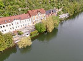 FeWo Bad Kösen Loreleypromenade, viešbutis su vietomis automobiliams mieste Bad Kėzenas