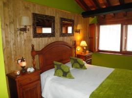 El Alamo. Azagalla Rural, hotel in Casas del Abad