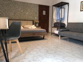 Armonia Guest House Skiathos, hotel en Skiathos