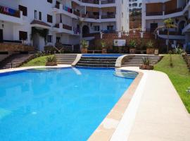 Apartment Residence Al Kassaba, Beach, Pool, Fast Wifi, casă de vacanță din Oued Laou