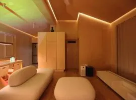 Entire apartment or single rooms in Homegarden Park near Camp Humprehys