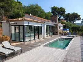 Magnifique villa avec piscine, vue mer