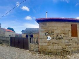 Casinhas da Capela, holiday home in Tourém