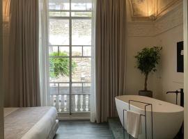 Artemisia Domus - Giardino, hotel in Naples