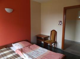 Noclegi Pod Bukowiną, chata v destin&aacute;cii Myczkowce