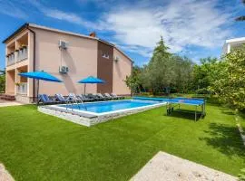 Awesome Home In Fazana With Outdoor Swimming Pool, Wifi And 4 Bedrooms