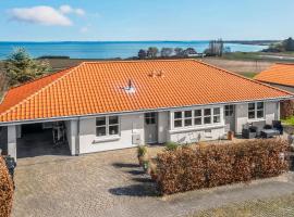 Awesome Home In Korsr With Wifi And 3 Bedrooms, vacation rental in Korsør