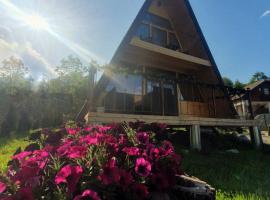 Ciubar și Sauna SPA la Cabana de Vis Valea Prahovei, planinska kuća u gradu 'Talea'
