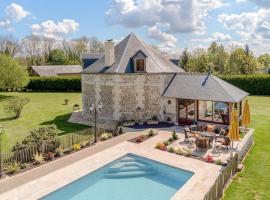 Amazing Home In Morainville Jouvaux With Wifi, Heated Swimming Pool And 4 Bedrooms, hôtel avec parking à Morainville-près-Lieurey
