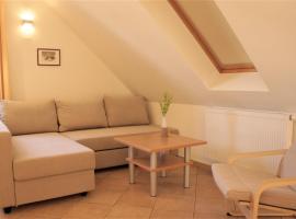 Roter Erik App 3, DG li, hotel in Kirchdorf