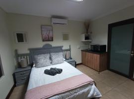 Bello Guest, hotel near Eunice High School, Bloemfontein