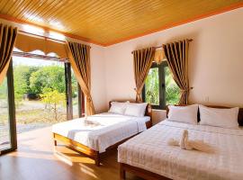 Thuy Tien Ecolodge, hotell i Cat Tien