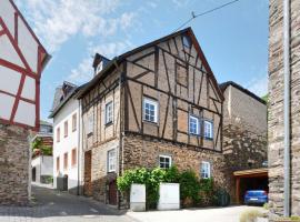 Ferienhaus MaLu in Bremm, hotel din Bremm