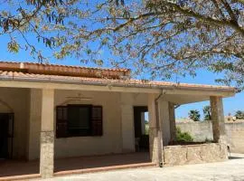 Villa singola a 1300 mt dal mare