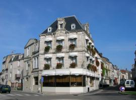 Hôtel Restaurant Des Remparts: Chaumont şehrinde bir otel