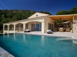 Villa Asteri, Old Skala - Secluded Location - Panoramic Sea Views - Infinity Pool