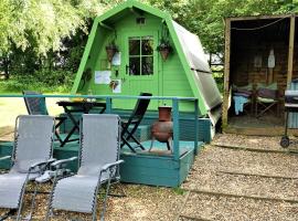 The Hideaway Pod，位于切姆的酒店