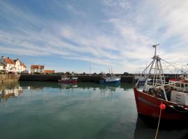 Harbour House- home from home in Pittenweem, pet-friendly hotel in Pittenweem