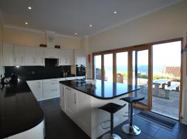 Anchor House Pittenweem - luxurious 4 bedroom, hotell i Pittenweem